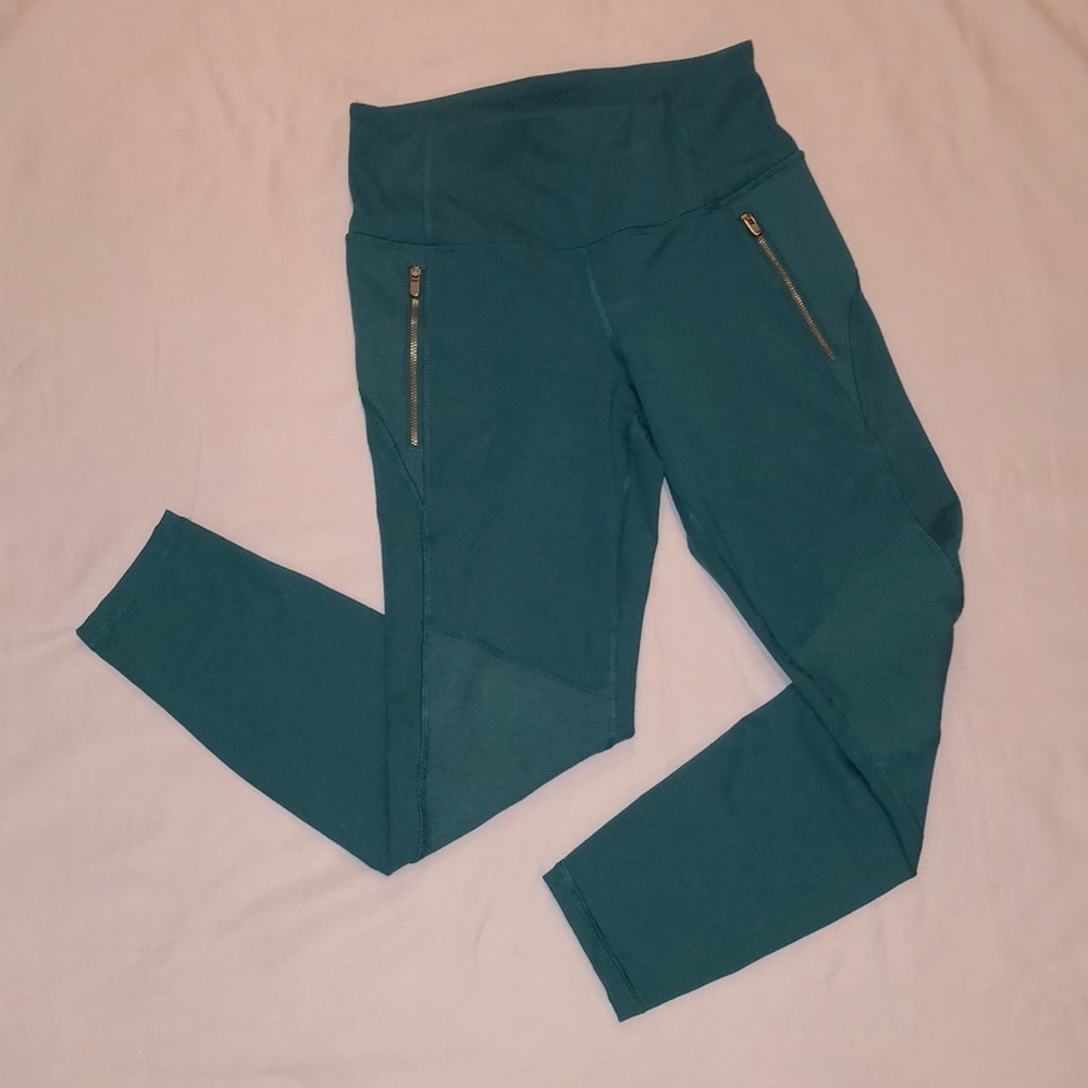 ✔️Old Navy Teal Active Leggings